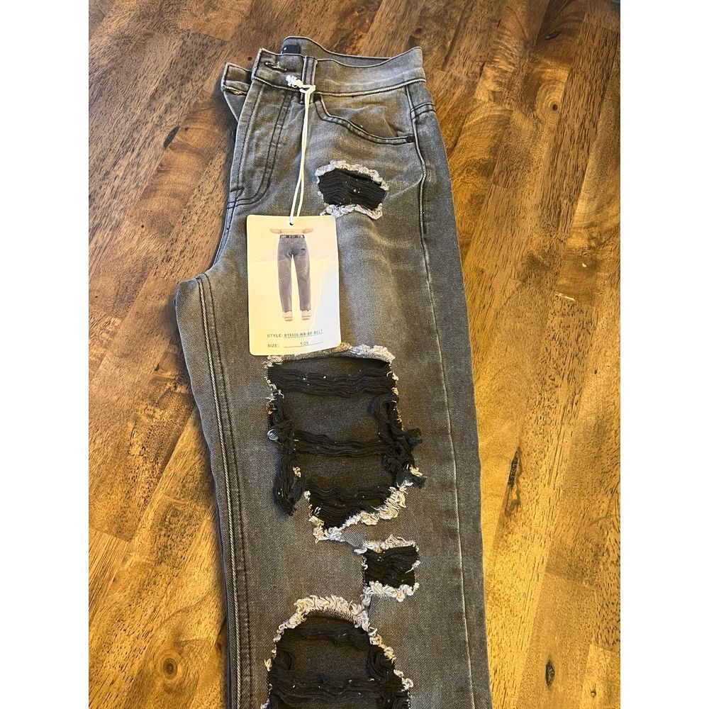 Blue‎ savvy denim size 1 distressed straight leg size 1